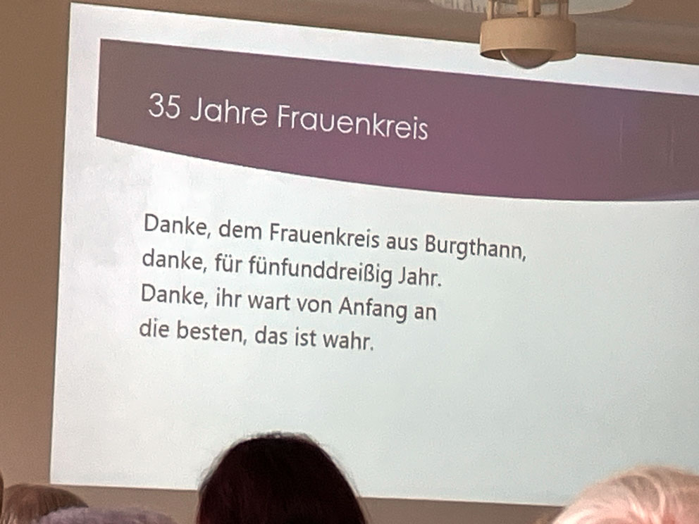 Liedstrophe zum Lob des Frauenkreises